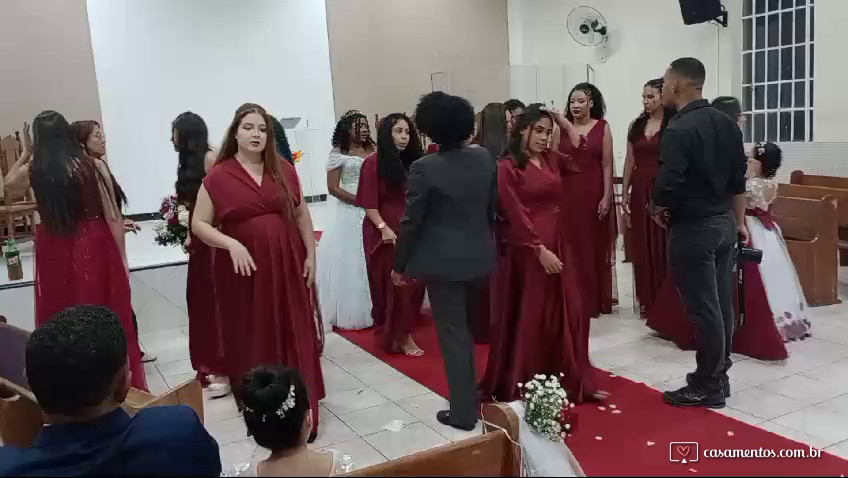 Fotos protocolares na igreja. 