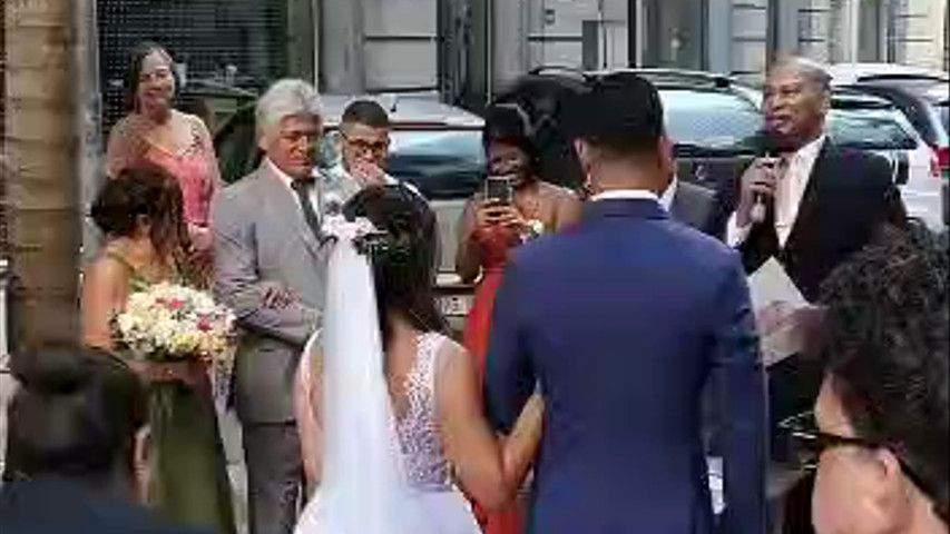 Celebraçao de Casamento na Rua do Ouvidor no centro do Rj