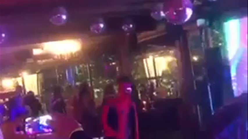 Os Aranhas abrindo de dança 