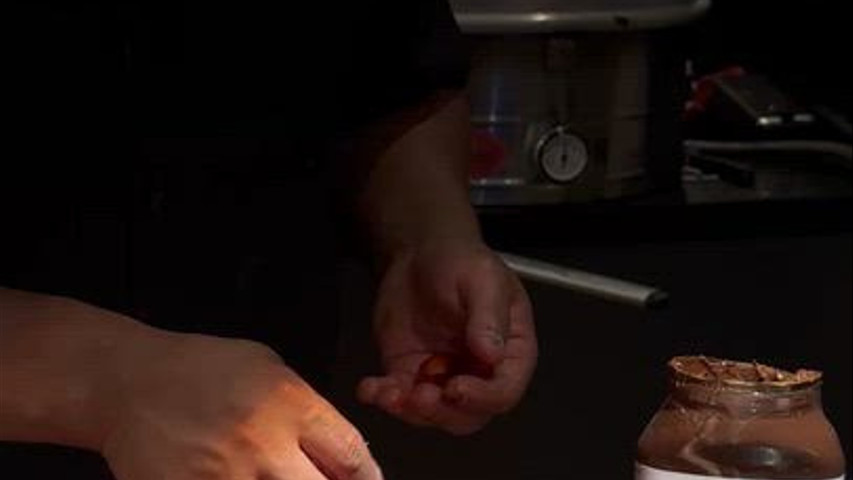 Preparando a Pizza de Nutella