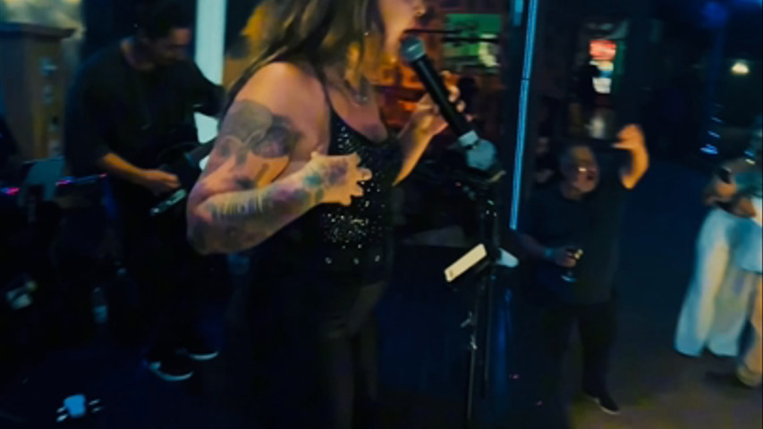 Banda Aura 