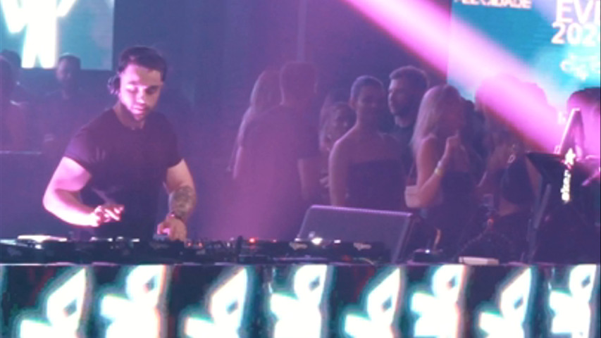 DJ SIR VIBE