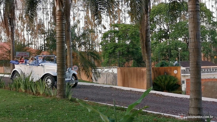 Carro de Casamento