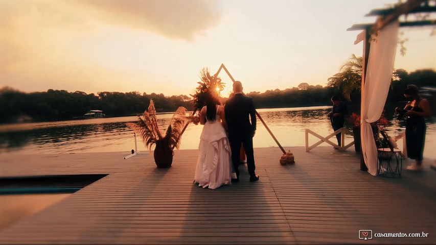 Wedding elopement