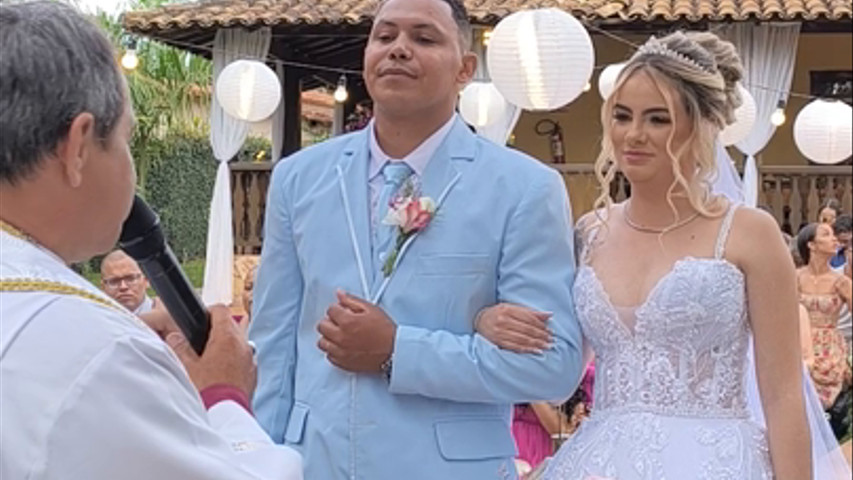 Padre José Ricardo - Celebrante