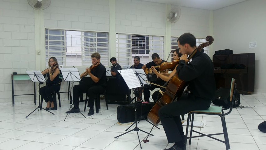 Orquestra (Banda Emotion)