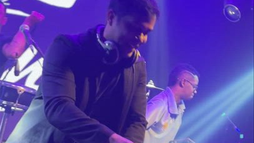 DJ Marvin