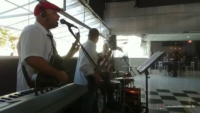 Carlos melq e banda na festa de casamento