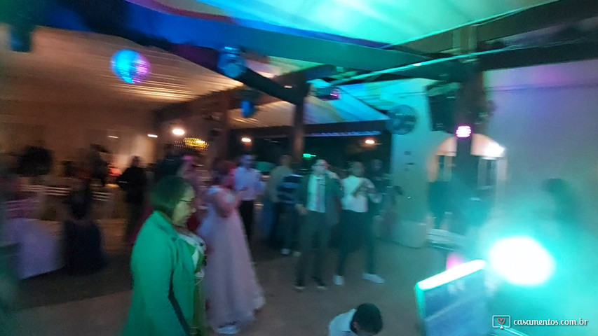 Pacote com karaokê