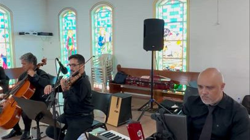 Delicadamente ao som de J.Bach - Ave Maria 