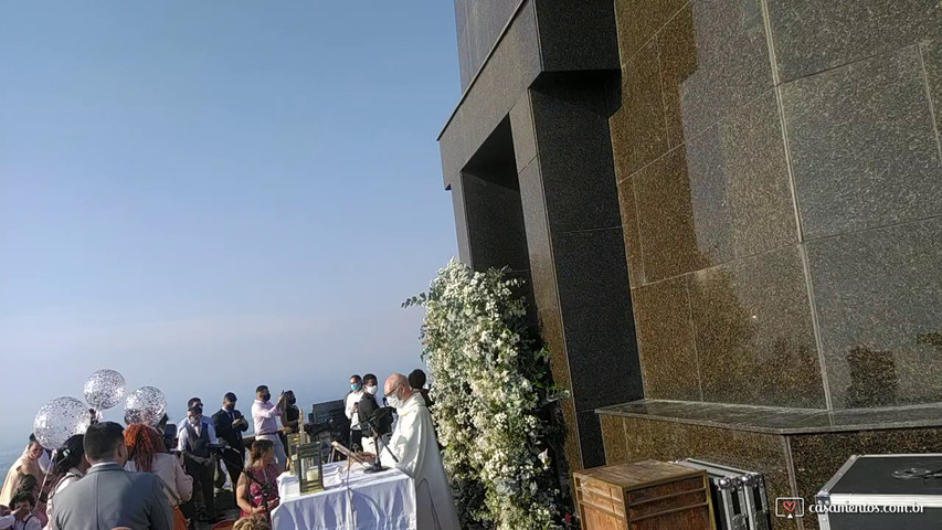 Casamento realizado na Parte externa da Capela do Cristo Redentor