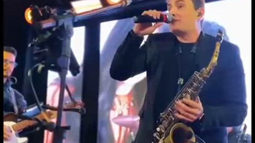 Uma banda de nós