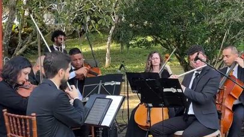 Tocando em Frente - Orquestra (16 músicos) - Minueto Música para Casamentos e Eventos