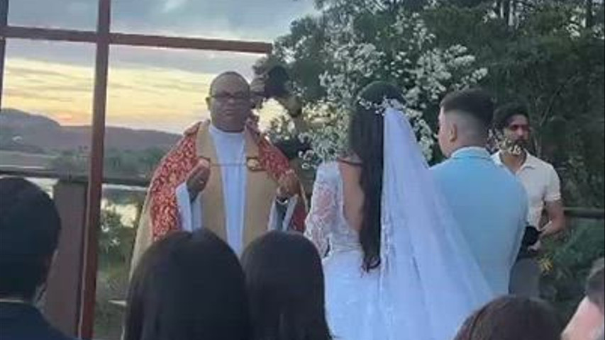 O amor está no olhar simples e carinhoso! 