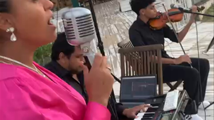 Maestro Mika e Orquestra