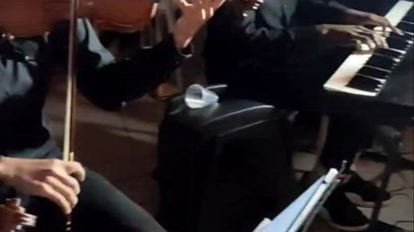 Maestro Mika e Orquestra 