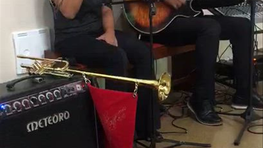 Maestro Mika e Orquestra 