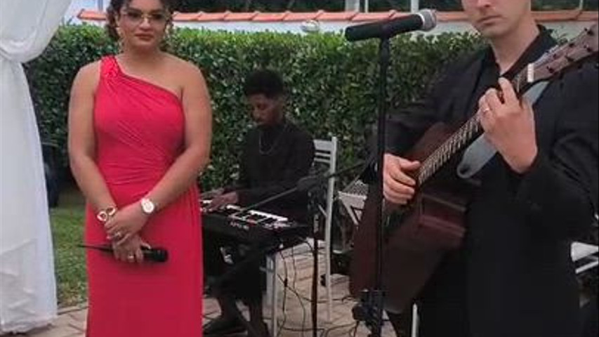 Cantando no momento da noiva 