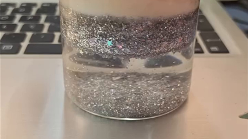 Vela glitter dançante!