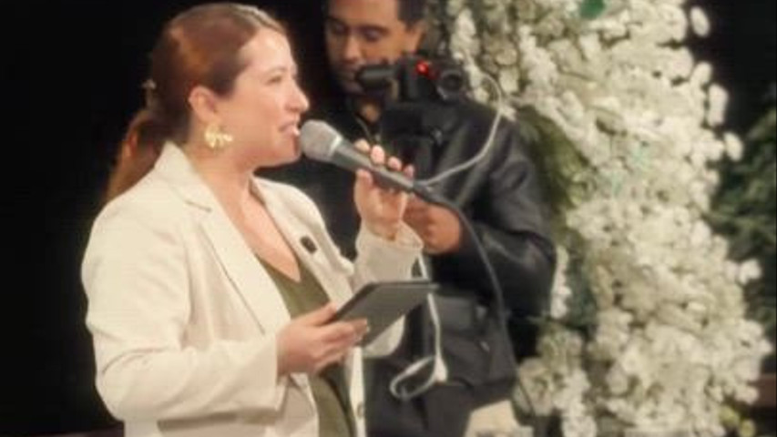Sobre cantar na sua cerimônia 