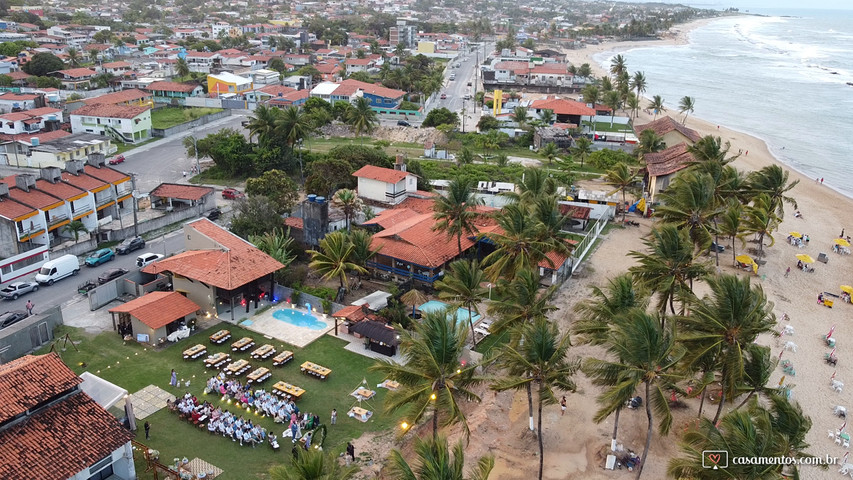 Sobrevoe conosco um lindo casamento 