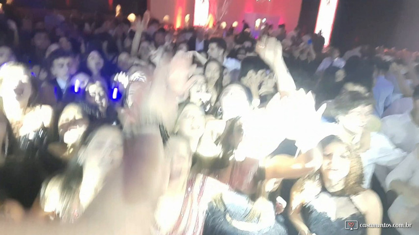 Festa de Debutante Beatriz e Sofia no Via Appia em Campinas/SP. 