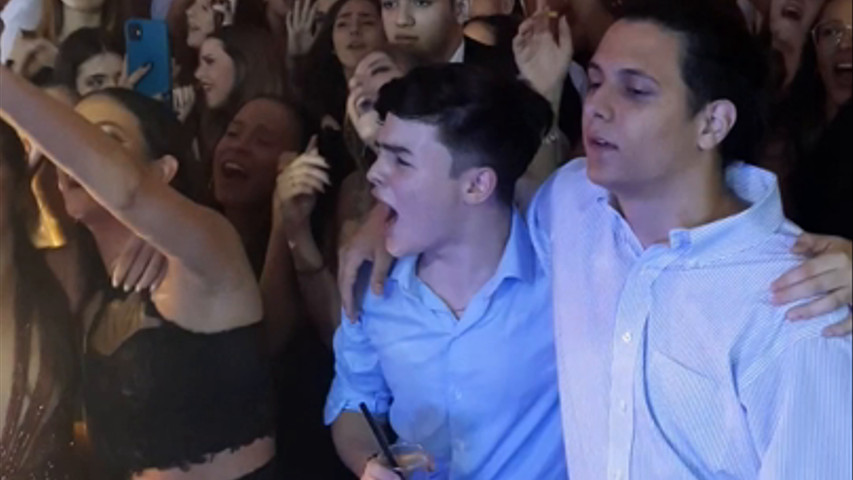 Festa de Debutante Beatriz e Sofia no Via Appia em Campinas/SP. 