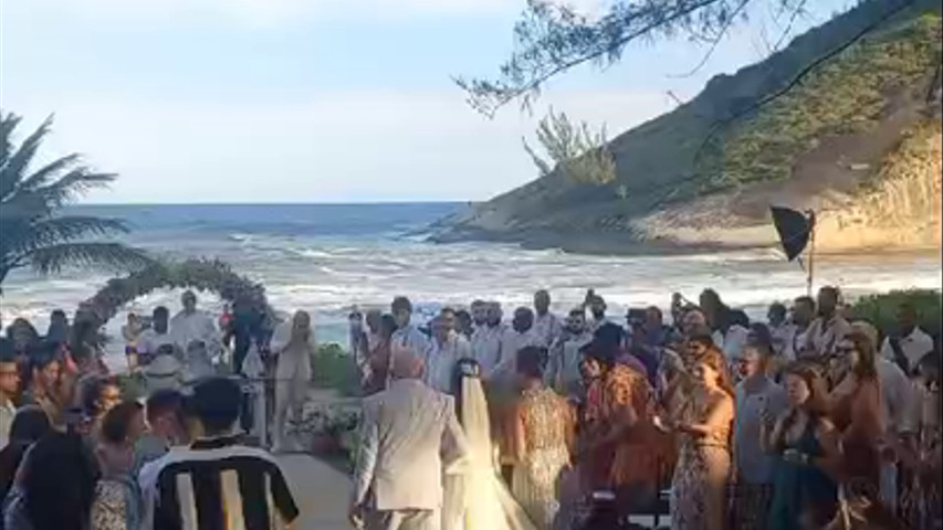 Matrimônio de Raíssa e Enokhe. 