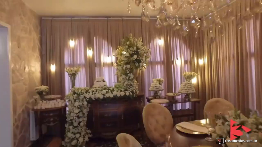 Casamento, cerimônia no jardim e evento parte interna.