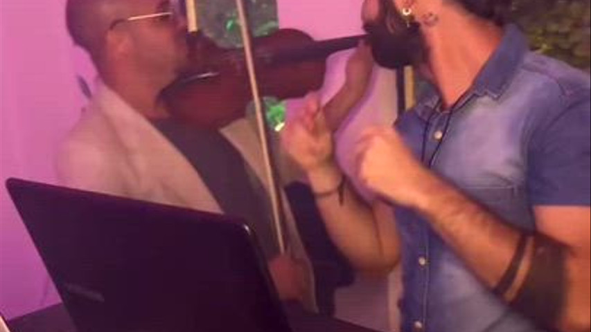 Pista de dança Violino e Dj 