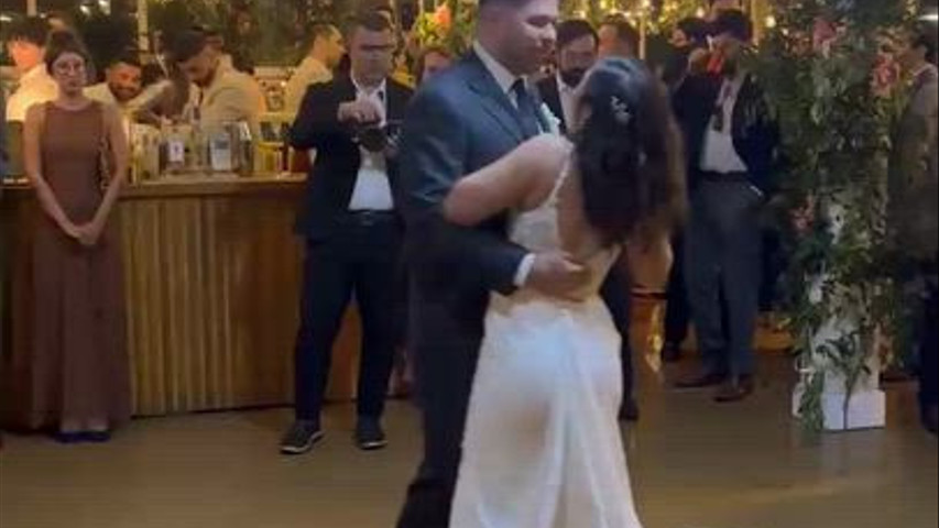 First Dance - Sara & Bernardo