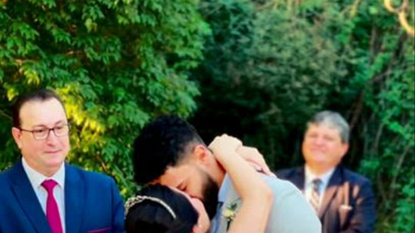 Momento do beijo - Love Never felt so good