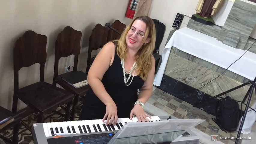 Soube que me amava Música Gospel para Entrada da Noiva Cantada Luciane Borges JF