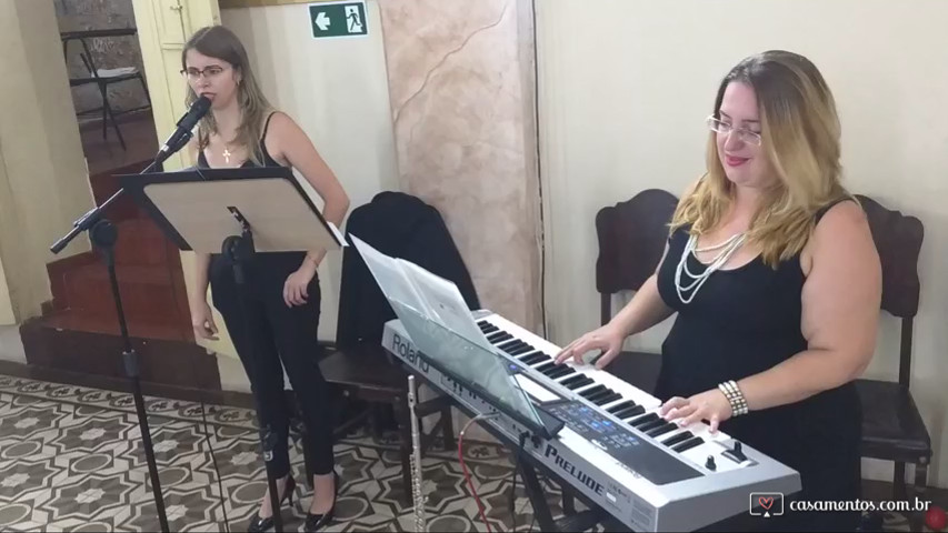 Perfect Ed Sheeran Cantada Voz e Piano para Casamentos Musica Internacional Luciane Borges Equipe