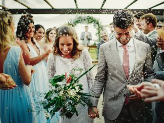 Jogar arroz nos recém-casados: saiba tudo sobre essa tradição