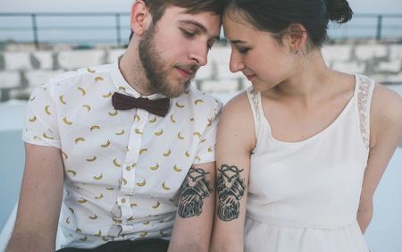 Tatuagens de casal: cuidados que devem ter antes de decidirem fazer uma