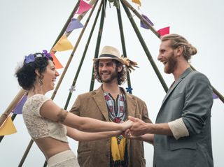 O casamento de Nikie e Didier: uma celebração praiana mágica
