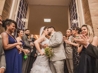 O casamento de Luciana e Marlon: romance que nasceu entre livros