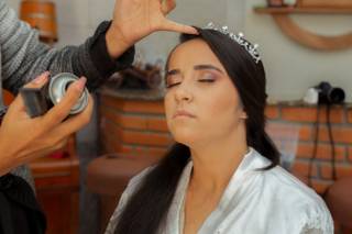 Adriana Alves - 32