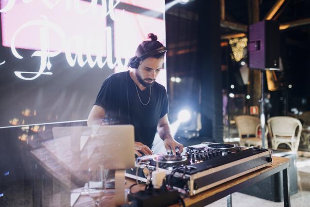 Jean Santos DJ - 1