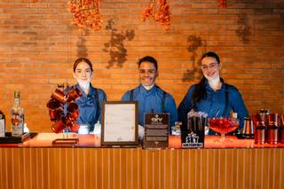 SKY-Bartenders - 4