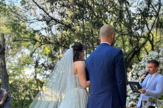 Celebrante Jean Brehm - 15