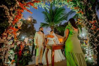 Angela Karla Ferreira - 17