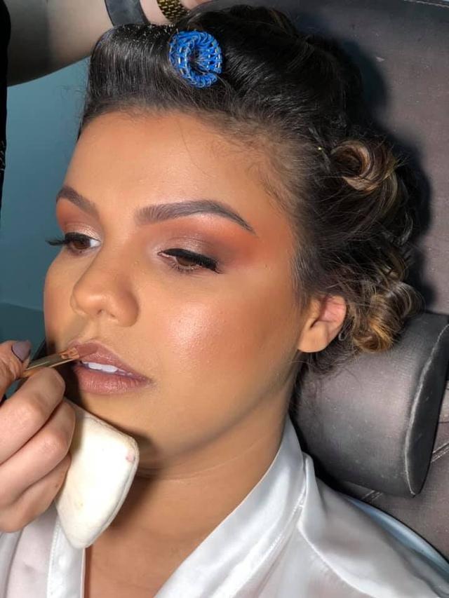 Dani Santos Makeup - 2