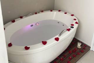 TAJ Beauty and Care - 7