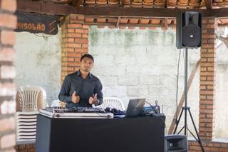 Alpha DJ, Som & Luz - 1