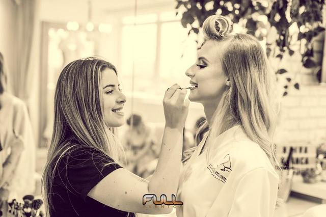 Priscila Selusniak Makeup - 3