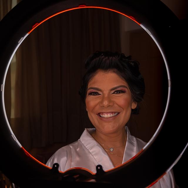 Ariane Veríssimo Maquiagem e Penteado - 4
