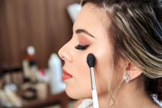 Ana Ornellas Beauty Artist - 11