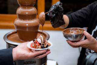 Mania Fondue Cascatas de Chocolate - 13